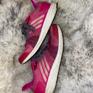 Adidas Ultraboost ST